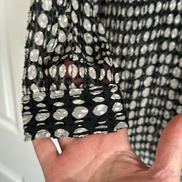 Theory Oversized Silk Cutout Button Down L - Picture 5 of 7